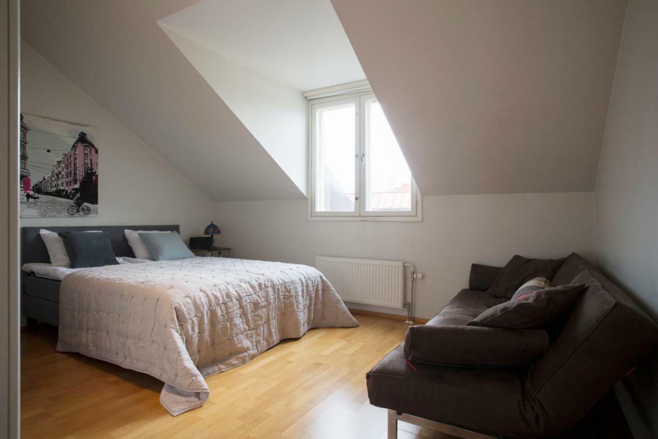 2Ndhomes 2Br City Center Penthouse With Balcony And Sauna ヘルシンキ エクステリア 写真